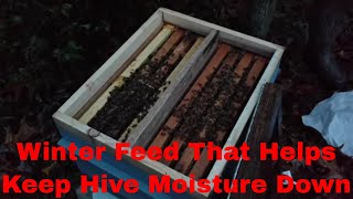 🔵Emergency feeding hives fast and easy using this old cheap method!