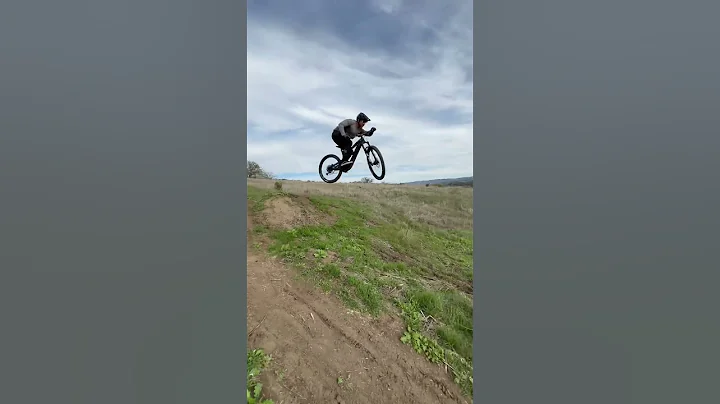 San Clemente Trail - AJ and Mike on AA Line Jumps