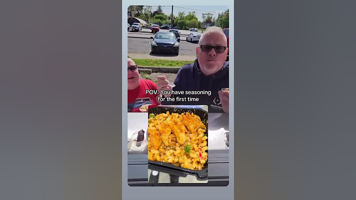 White Man Tries Soul Food for the FIRST Time and Gives Up His White Card #funny #viral #soulfood