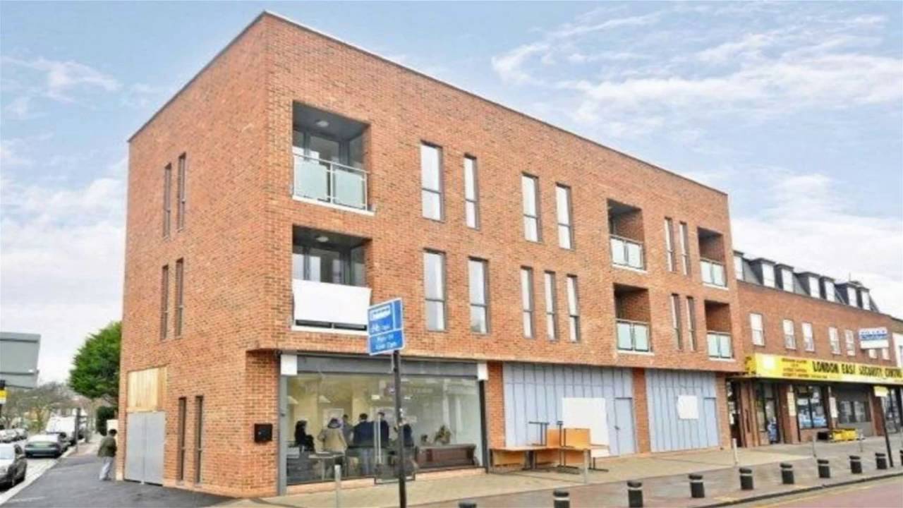 2 bedroom property for sale in Romford Road Manor Park YouTube