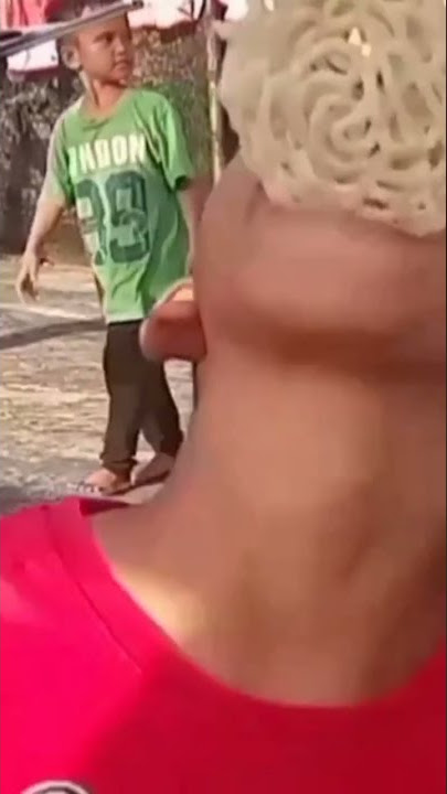 teknik tercepat lomba makan kerupuk