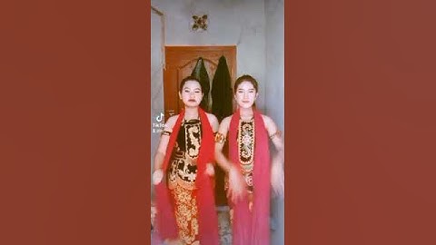 Goyang manja dua penari gandrung cantik#short