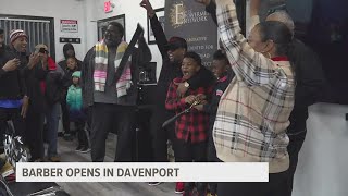 New barber shop cuts ribbon near downtown Davenport Monday