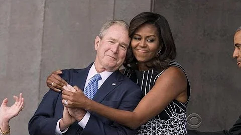 Bonding moment between former president Bush and M...
