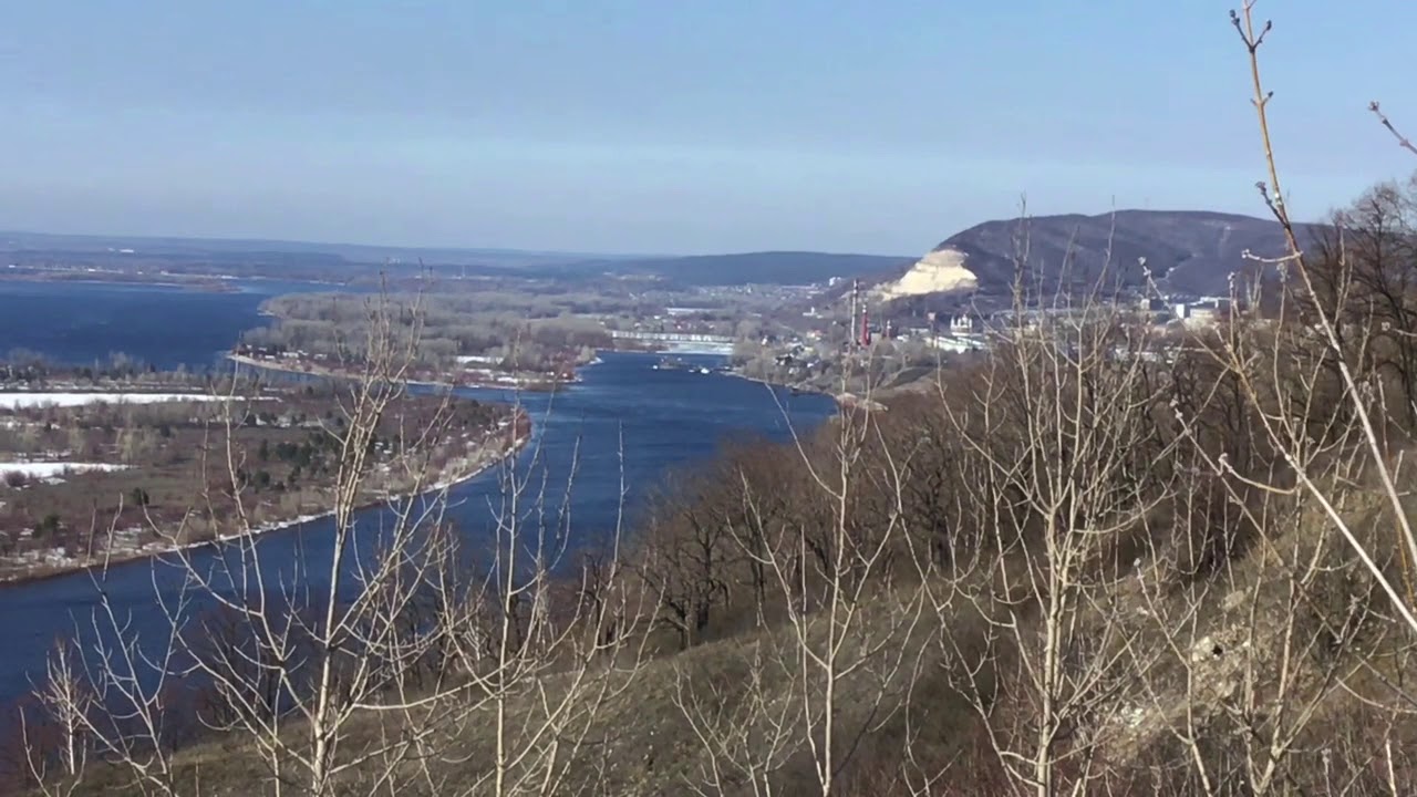 Цветет река волга