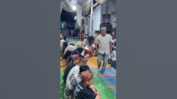 acara lempar selendang muli Mekhanai Lampung di sukamaju