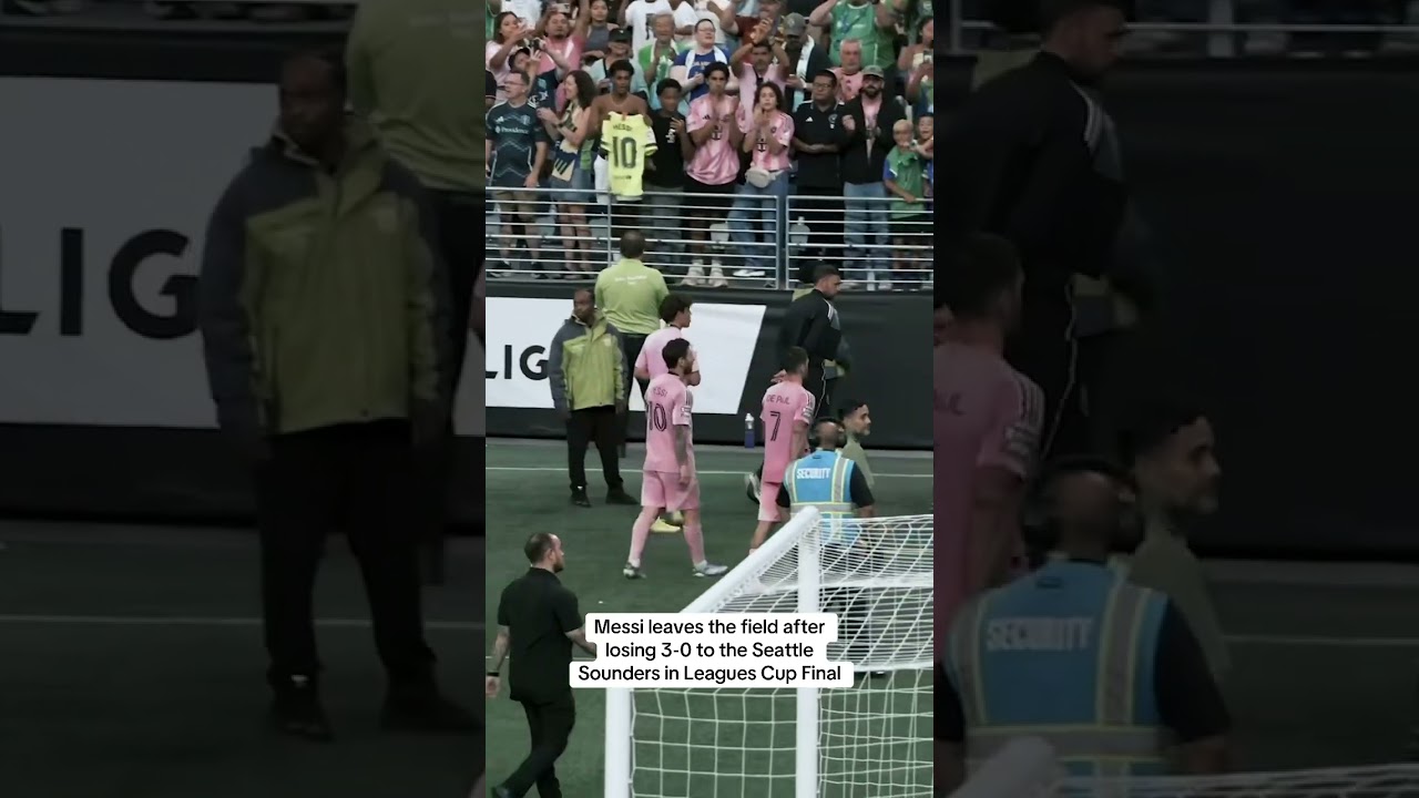 Seattle Sounders STUN 