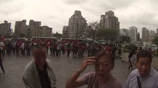 20141102 台灣獨立革命軍TIRA 101大旗隊 中國大嬸來試探台獨 結果被反將一軍!