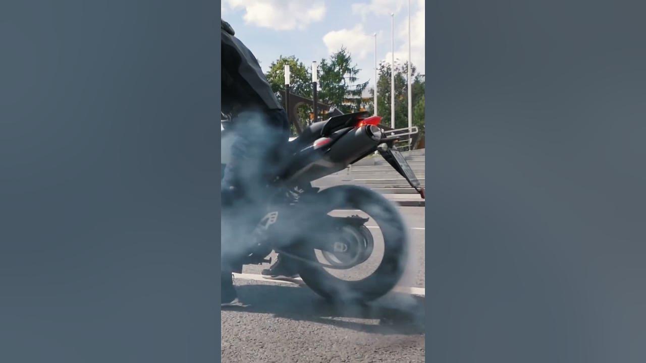 Мотоцикл взрывного майка