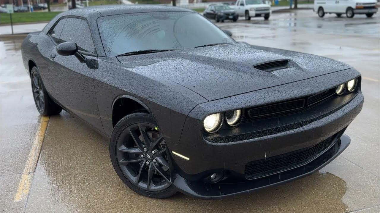 Driving to dinner in the rain POV AWD Challenger GT YouTube
