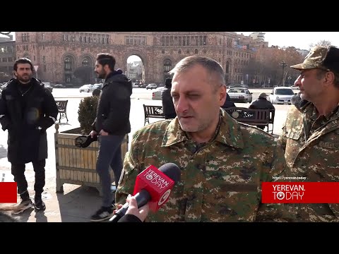 Նրա ականջն ուղղակի Ալիևը քաշեց ասեց՝ «Պետք է բանակի տոն չնշես»․  քաղաքացին Փաշինյանի մասին