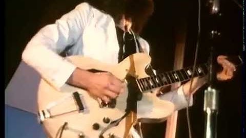 John Lennon and Eric Clapton - Dizzy Miss Lizzy (Toronto 1969)