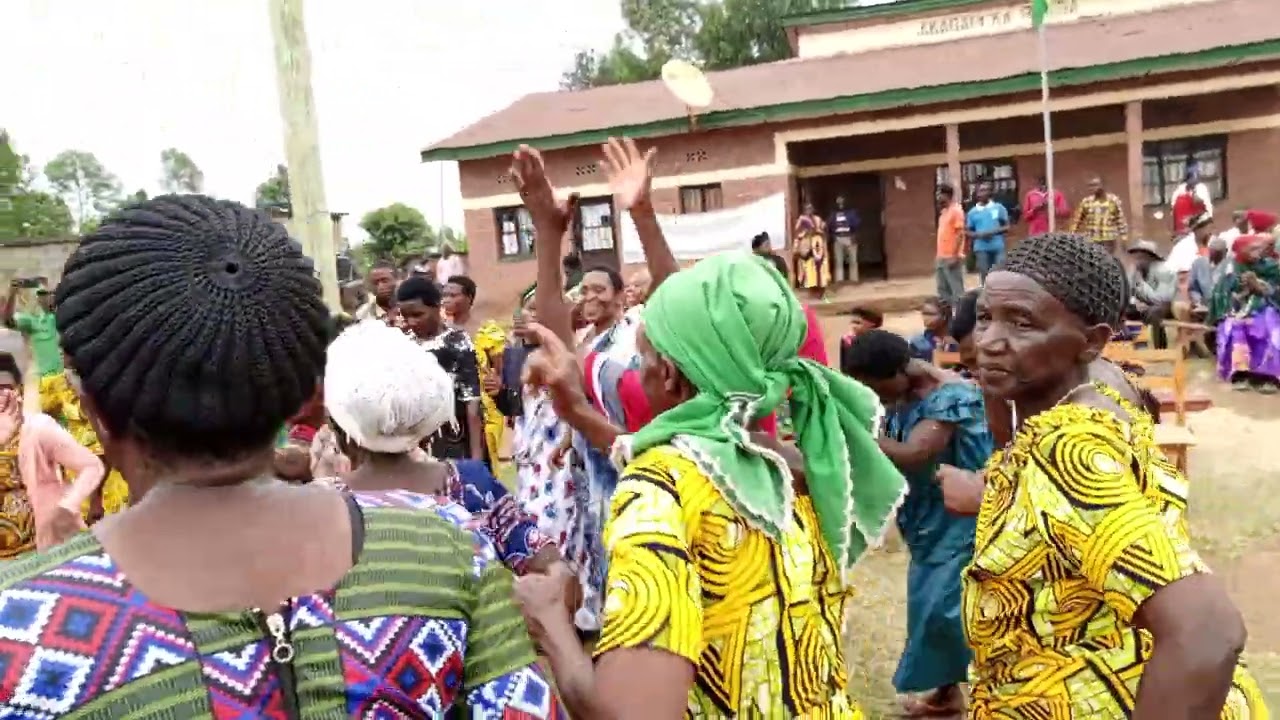 Abaturage bacinya akadiho mu Inteko y'Abaturage mu Kagari ka Rwasa, Umurenge wa Gahunga