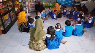 Download Lagu Ice Breaking bersama anak Kelompok Bermain PAUD Putra Bangsa Labuhan MP3