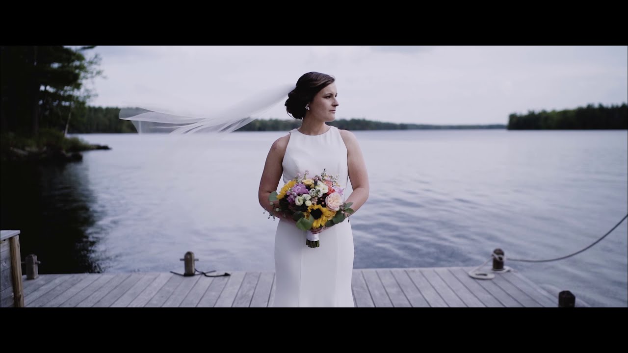 Bride and Groom Ride Away on a Boat After the Vows!!// Migis Lodge, Sebago Lake, Maine // Jenn + Jon