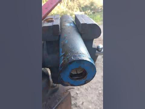 ford 5610 power steering cylinder rebuild - YouTube