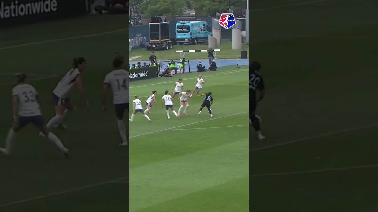 Start the play. Finish the play. Rose Lavelle. 🌹🔥 #nwsl #soccer #football