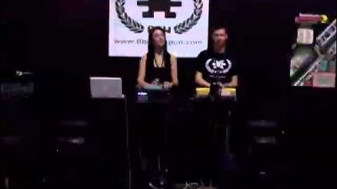 8 Bit Weapon at E3 - short clip