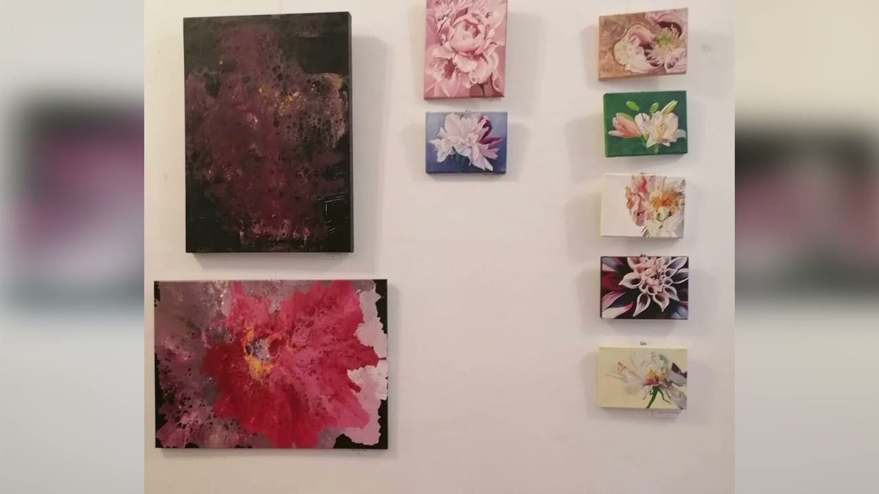 Flori în Bibliotecă-Roxana Felicia Ferenț expune la Biblioteca Județeană George Barițiu Brașov