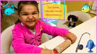 Bread Rolls | Happy Fishing Game with Natalia 🎣 screenshot 1