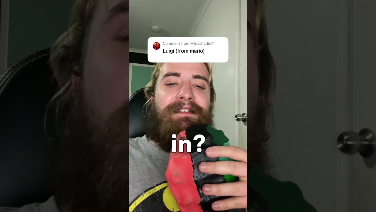 Day 1057 Of Connecting A Random Comment To Ryan Reynolds Every Until He Responds
