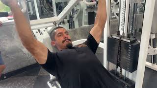 20251003 Gym buddy work out 1 Will warm up