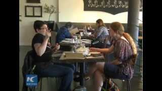 RAW: Vancouver businessman opens city’s first deaf restaurant