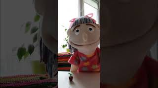 Он бас, она сопрано