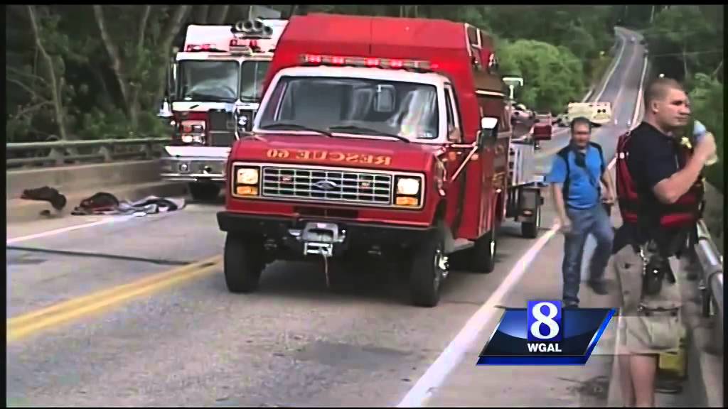 Rescue team searches for missing person in Conewago Creek - YouTube