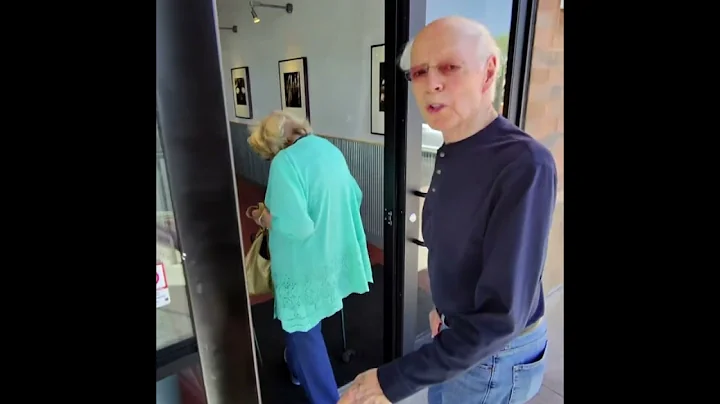 ￼Extrovert Compilation 🙂‍↔️ #extrovert #pov #public #girls #guys #freewill #funny #rizz