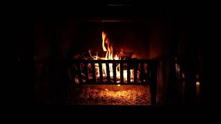 Realtime Wood Burning Fire in Dark and Cozy Fireplace
