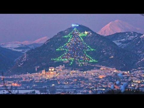 GUBBIO (Umbria-Italy) - NATALE A GUBBIO - L'albero Piu' Grande Del Mondo E Presepe All'aperto -