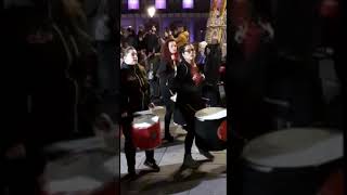 Drummers march in Toledo, Spain. Марш барабанщиков в Толедо, Испания.