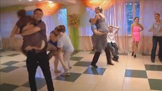 Funny Russian Wedding Games Dancing Skirts Oops Wedding Contest Game -Efsane Rus Düğünleri