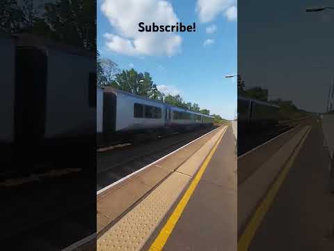 185107 Passingg Halewood With A Mega Split 6 Tone Shortsviral Train Trainspotter