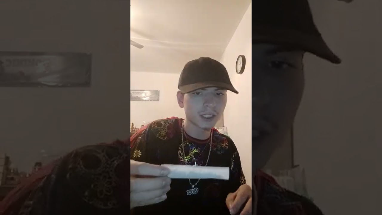 How to roll a joint.Raw King Size rolling papers.