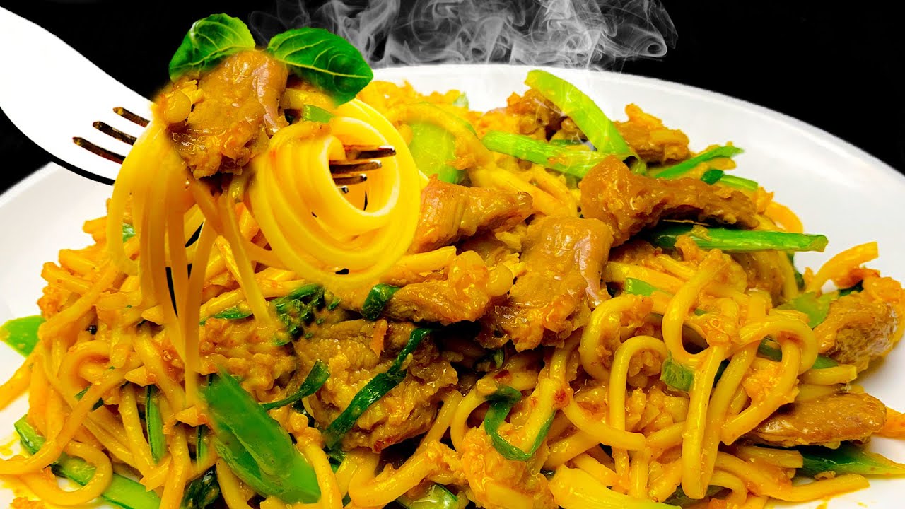 មីឆាសាច់គោ បែបងាយៗNoodles stir fry beef easy YouTube