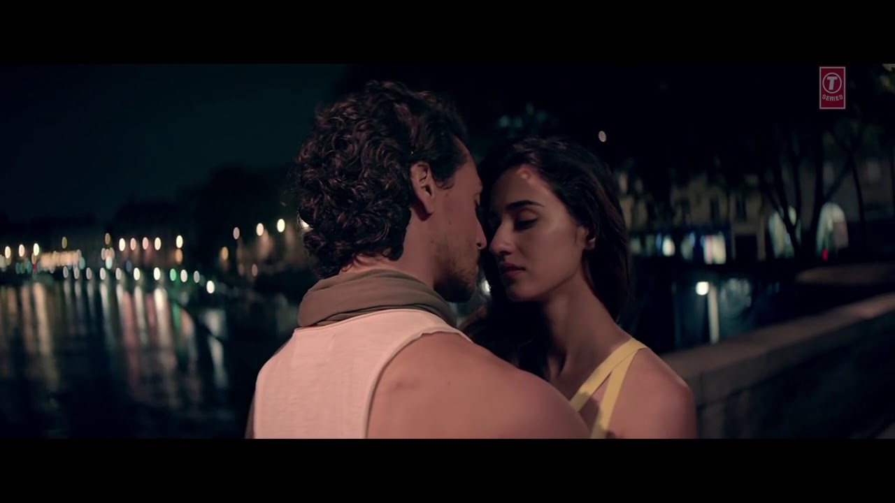 Disha Patani and Tiger Shroff KISSING Whatsapp Status Video   Romantic Song Scene