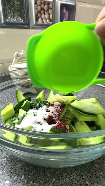 Download lagu Eng onson va mazali bodringli salat , салат с огурцами #салат #salat