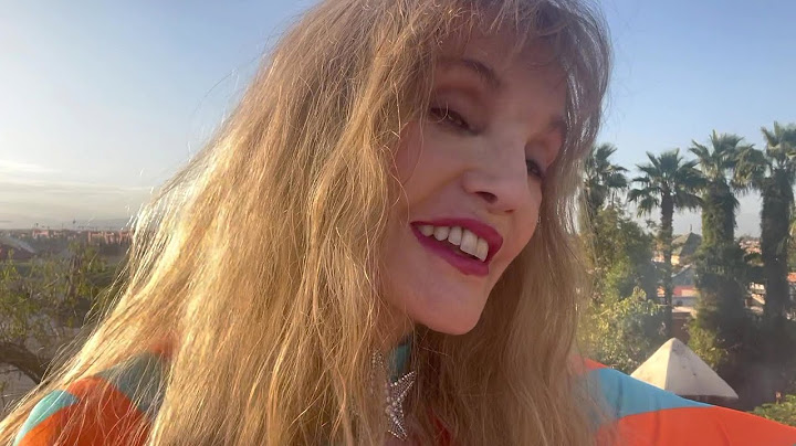 Arielle Dombasle - Back to Paris for the editing of my new movie...