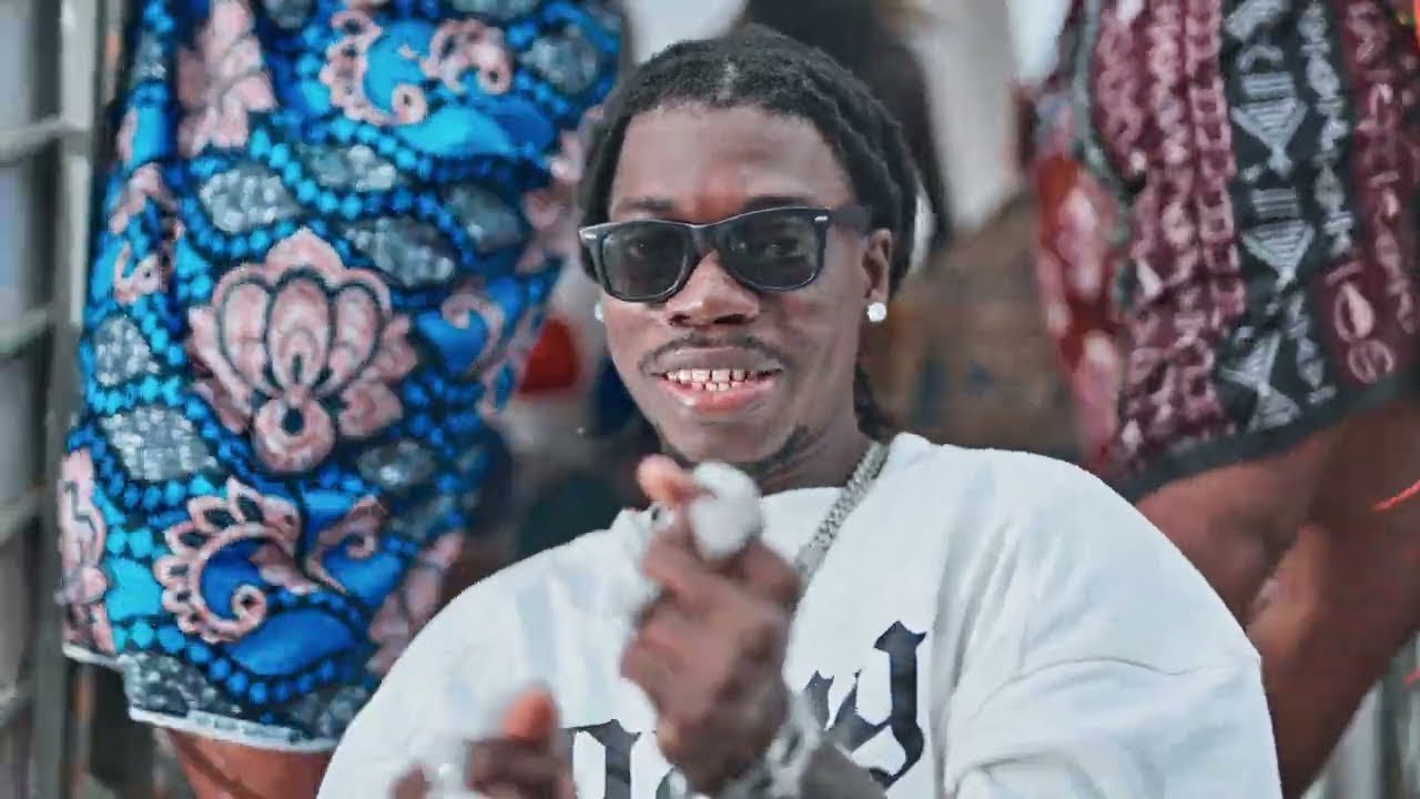Watch Conii gangster - NO BLAGUE (Clip Officiel) on YouTube Watch Conii gangster - NO BLAGUE (Clip Officiel) on YouTube