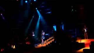 Hilary Duff - Love is a Battlefield  (Scotiabank Place, September 5th, 2007)