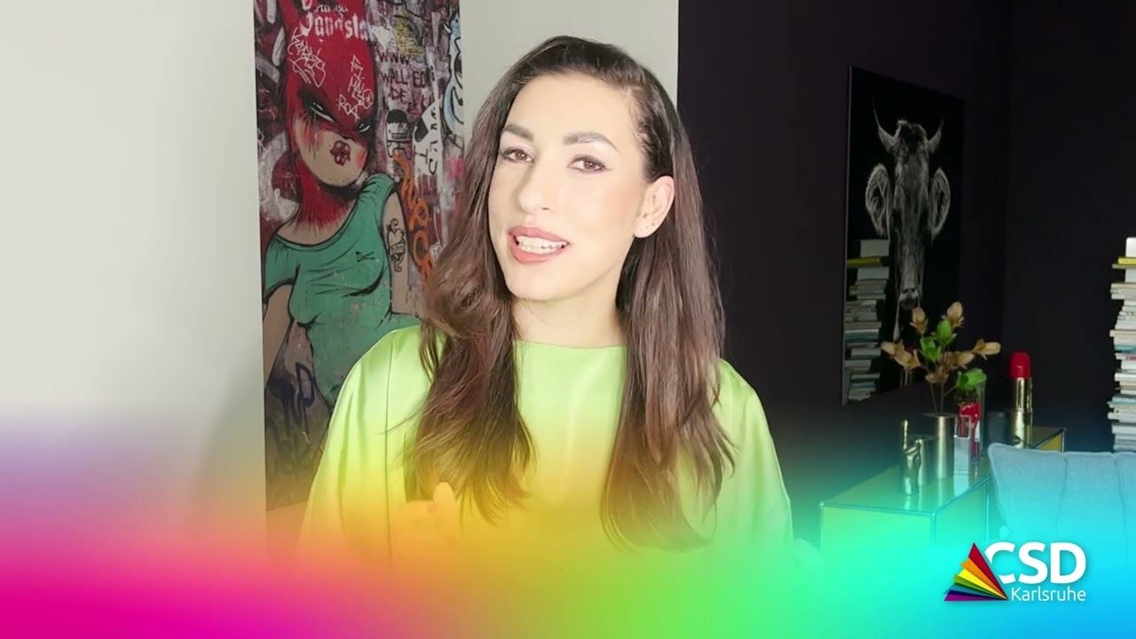 CSD Karlsruhe 2023 - Tijen Onaran (Schirmfrau)