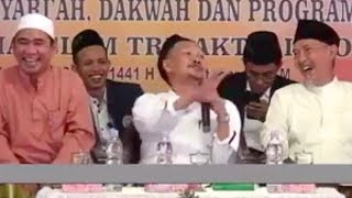 Gus Baha Bikin Ngakak di Lirboyo Kediri