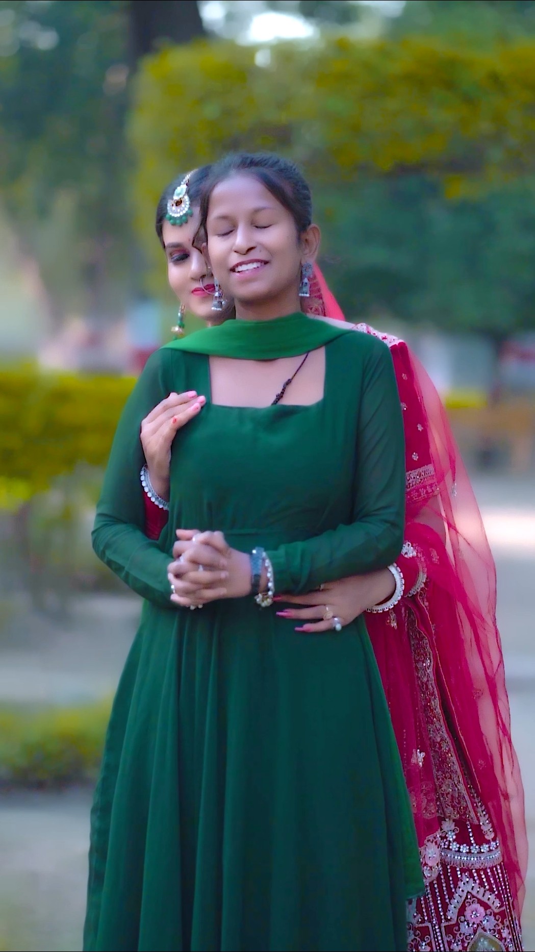 Husn h suhana Ishq h deewana