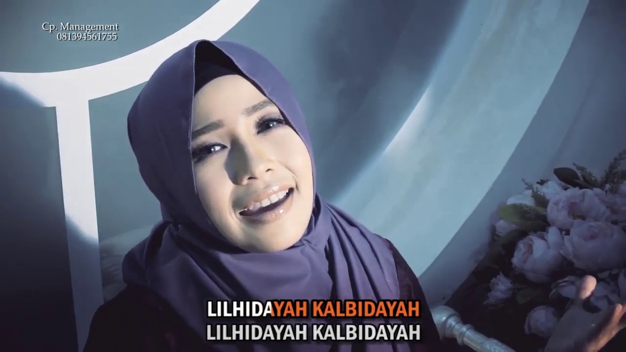 Wafiq Azizah Ya Habibal Qolbi - YouTube