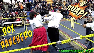 La edecán Yeye Ojitos del Box Ranchero en Tlahuitoltepec Mixe​ se subió a pelear y esto pasó! 🥊​👊​