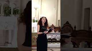 Ave Maria (G. Caccini), soprano Eva McCat