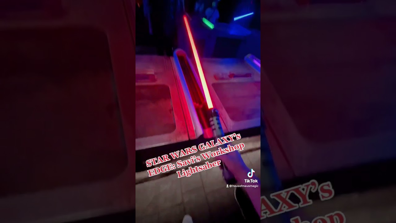 Disney’s Hollywood Studios | Savi’s Workshop | Build Your Own Lightsaber | Star Wars 