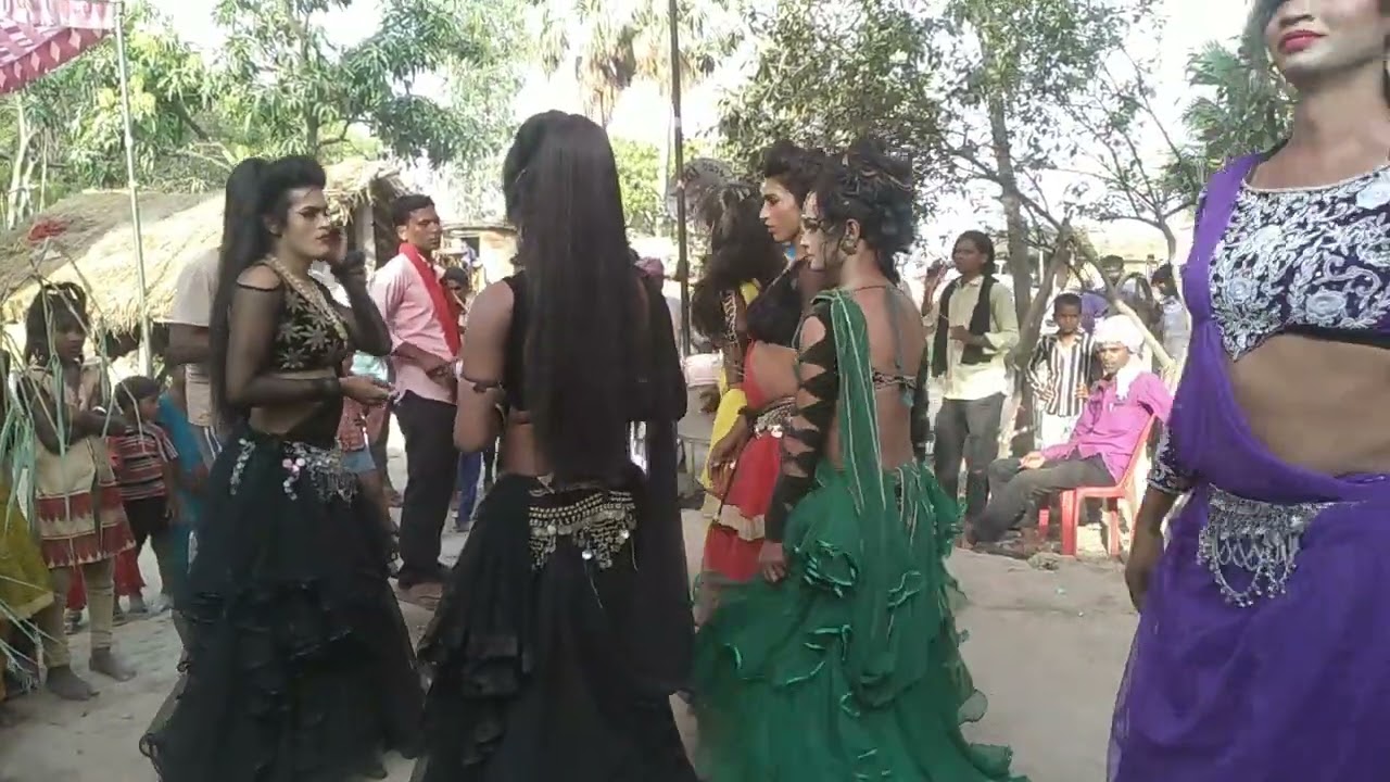 Thoda Sa Pyar Hua Hai Thoda Hai Baki Hindi song Satyam brass band party